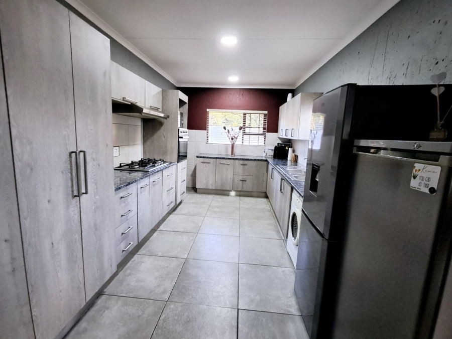 3 Bedroom Property for Sale in Vaalpark Free State